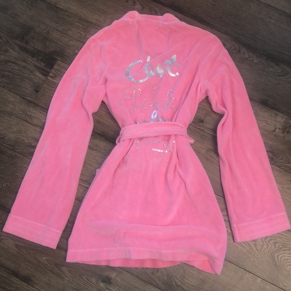 Victoria’s Secret Pink bath robe xs/s